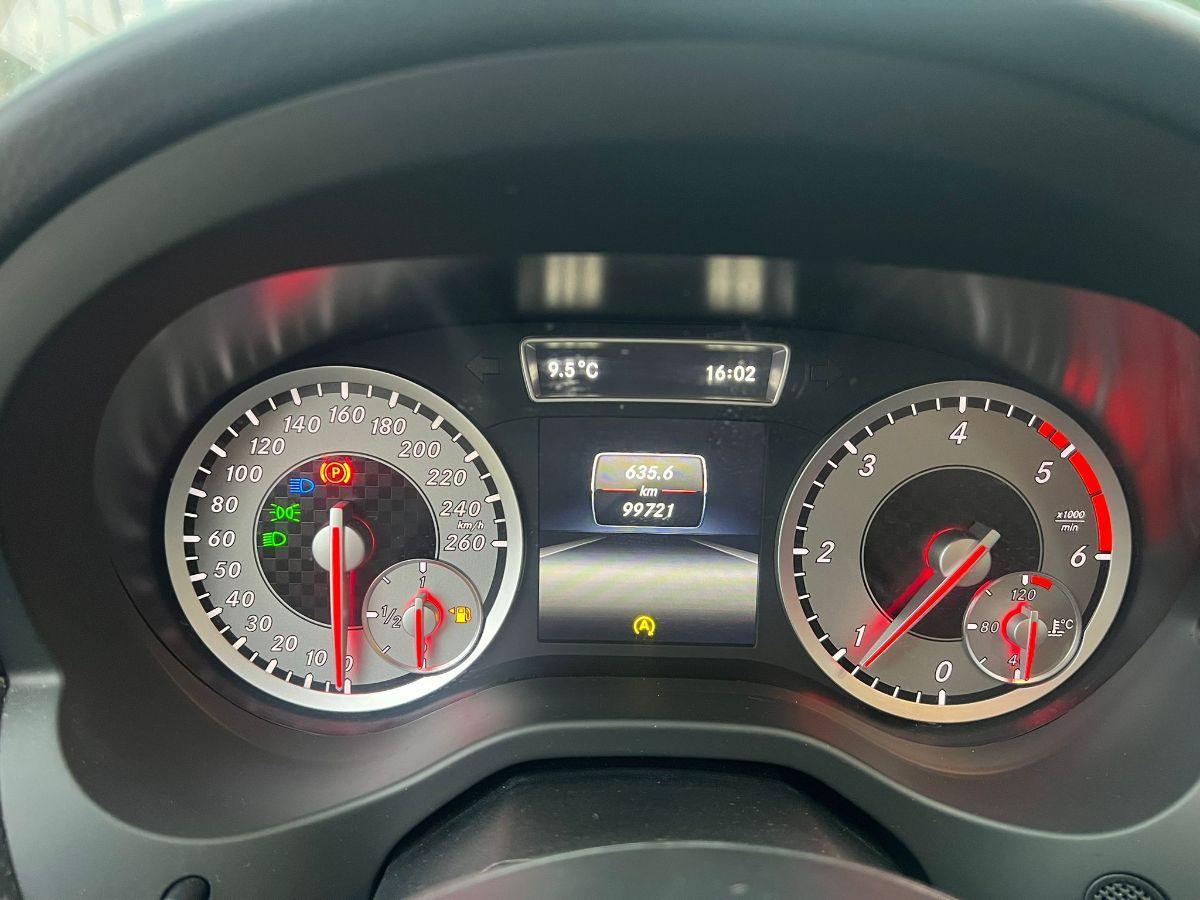 MERCEDES - Classe A - A 180 CDI Dark Night Edition