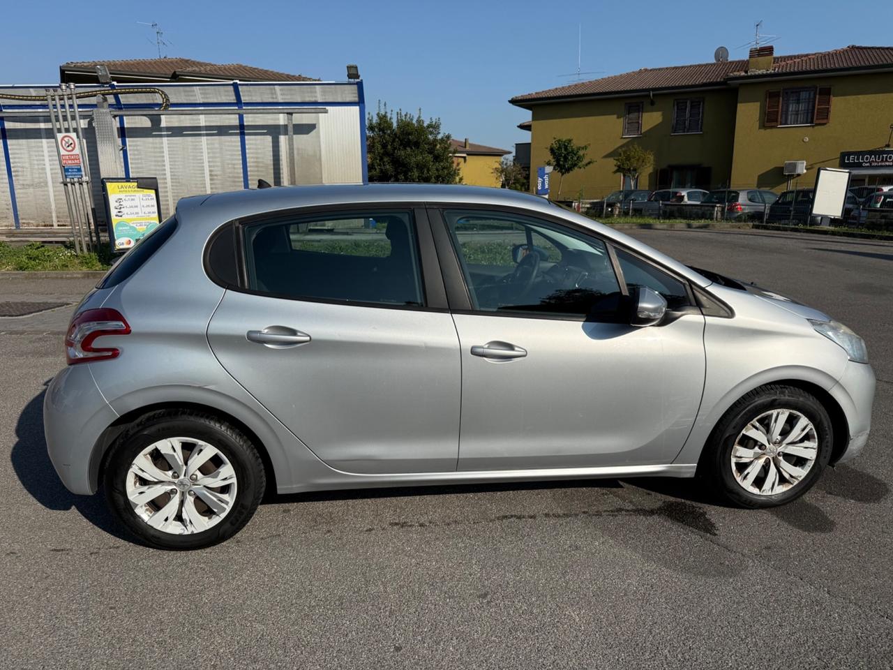 Peugeot 208 1.2 VTi 82 CV 5 porte Active ”60000KM”