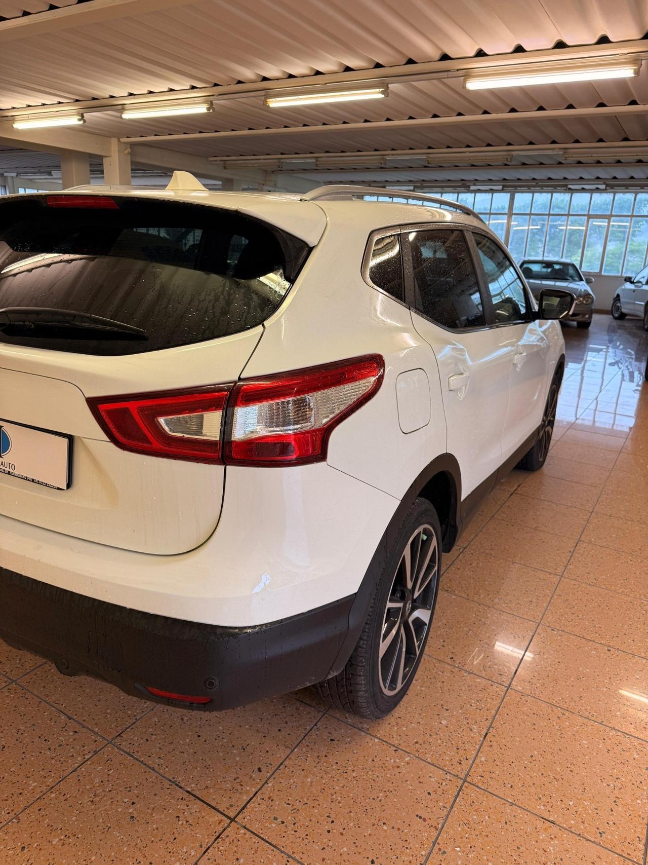 Nissan Qashqai 1.6 dCi 2WD 360