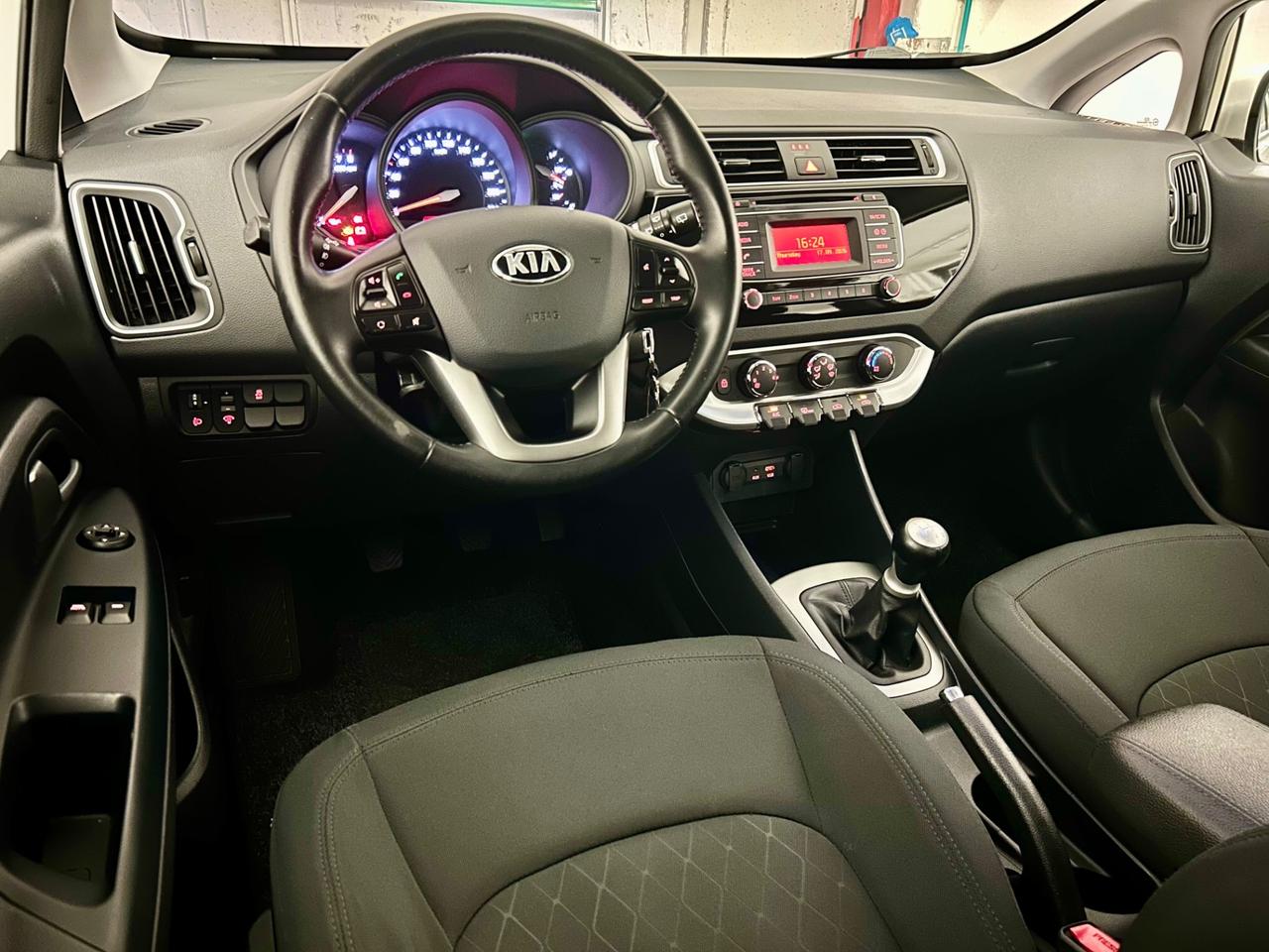 Kia Rio 1.2 CVVT 5p. Cool