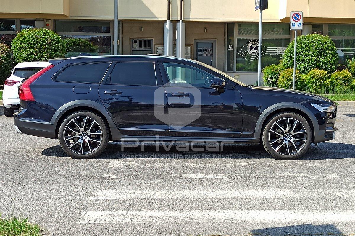 VOLVO V90 Cross Country D4 AWD Geartronic Pro
