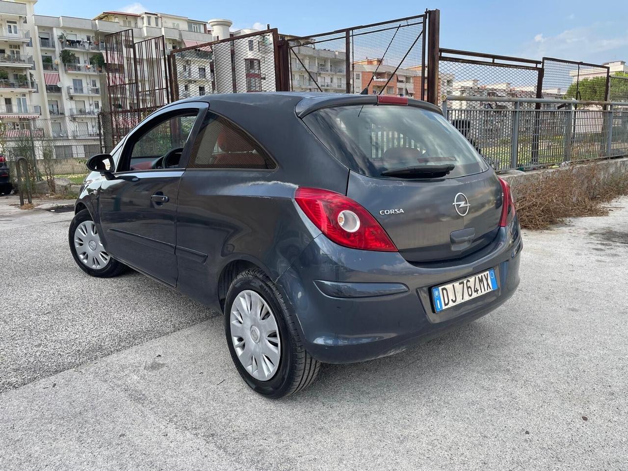 Opel Corsa 1.2 3 porte Easytronic Club