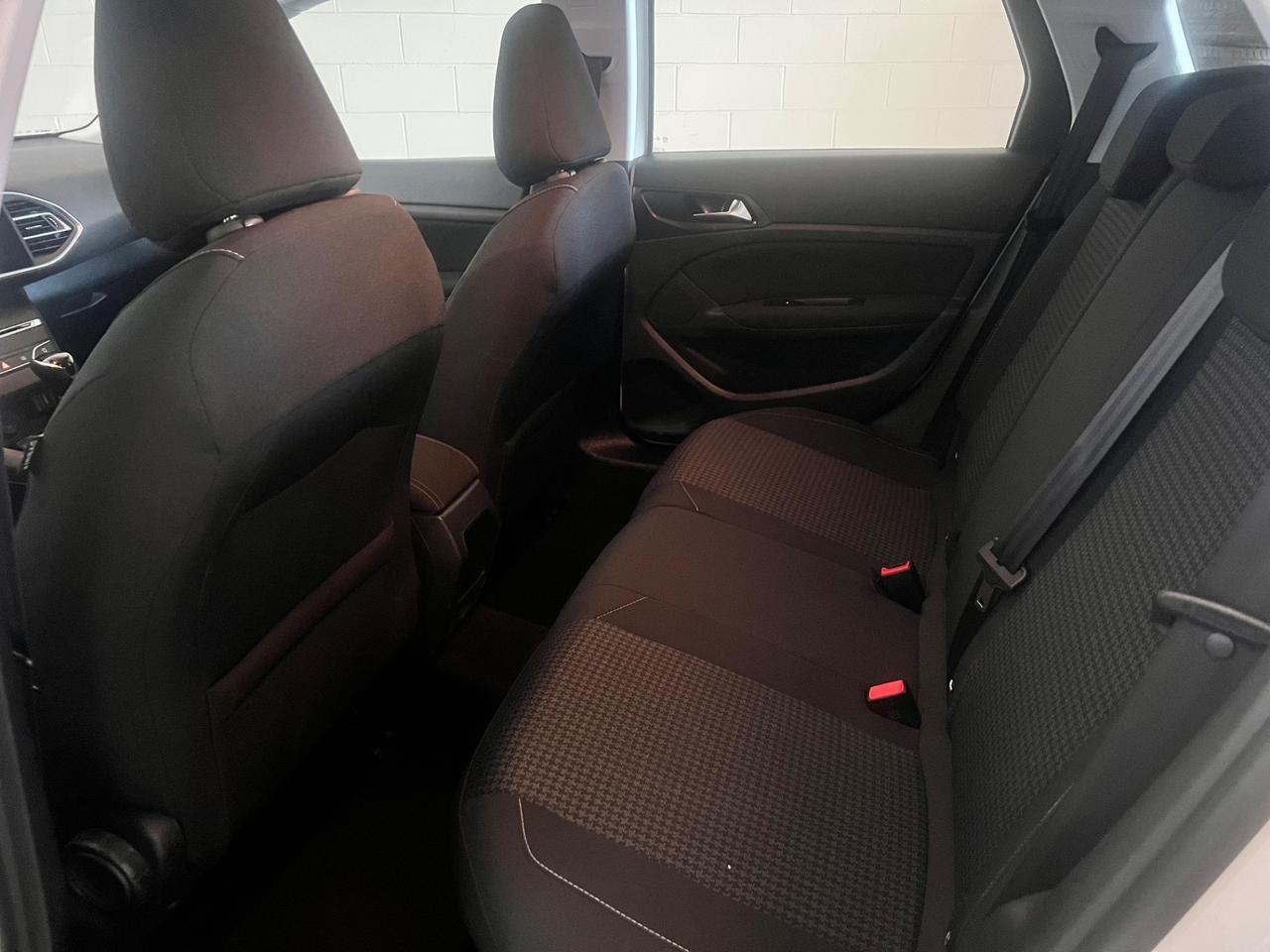 Peugeot 308 1.2 PureTech Turbo 110 S&S Active