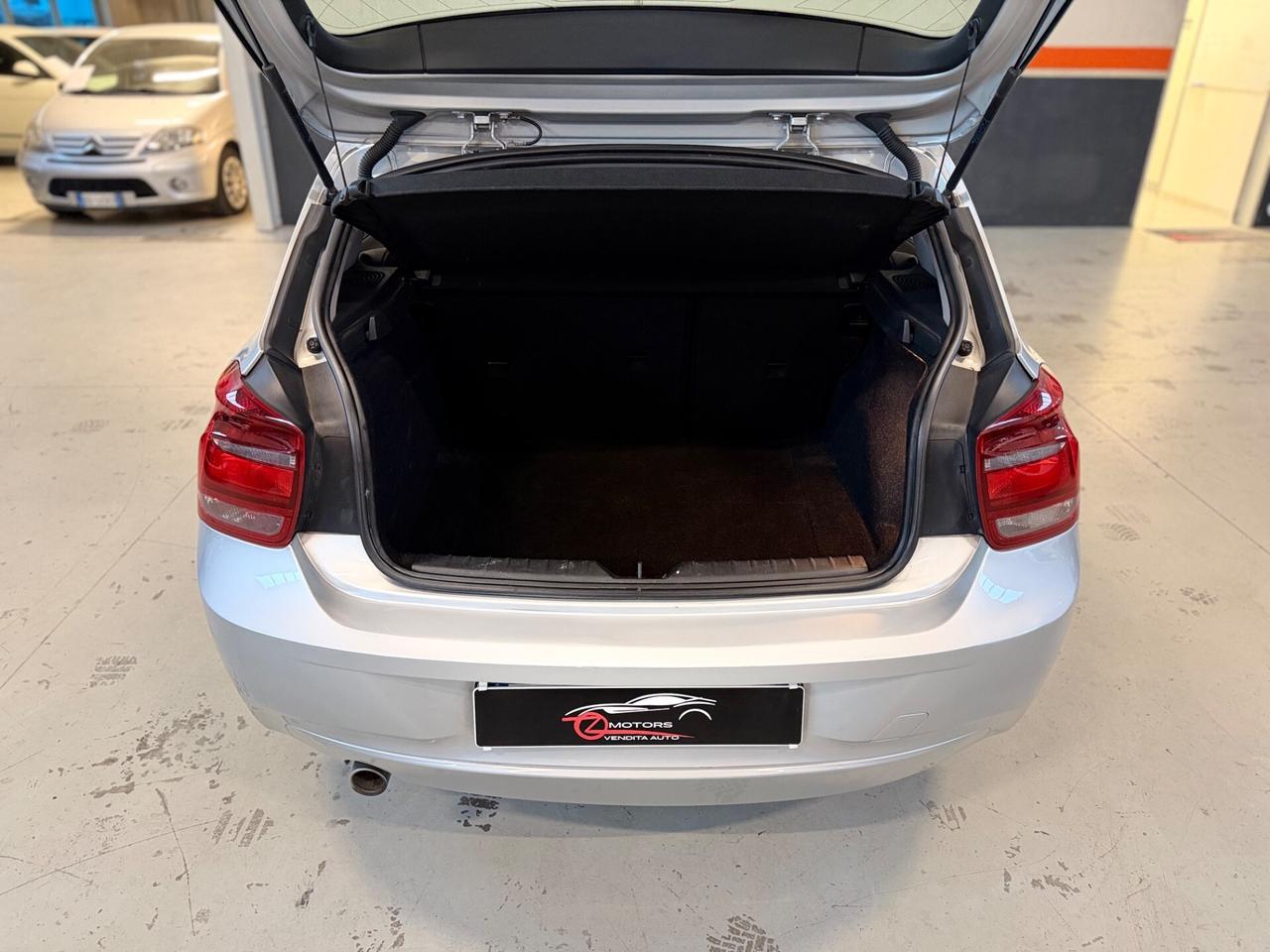 Bmw 116 116d 5p. Efficient Dynamics Urban NEOPATENTATI