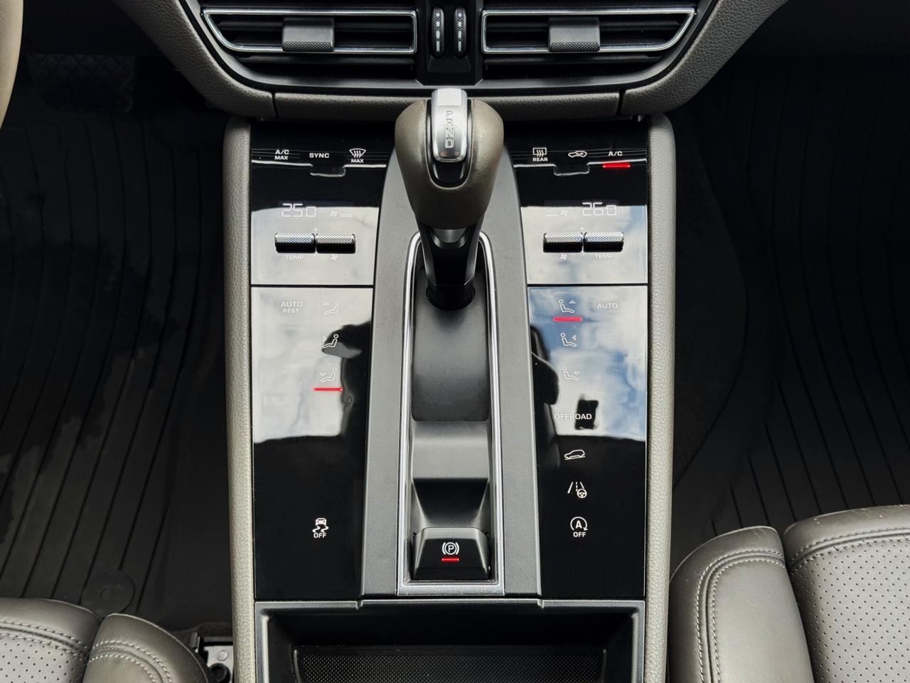 Porsche Macan 2.0 Turbo Benzina 265CV PDK TETTO