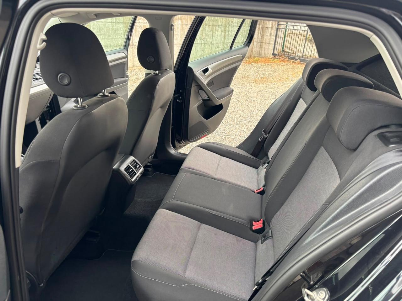 Volkswagen Golf 1.6 TDI 5p. Trendline BlueMotion Technology leggi la descrizione