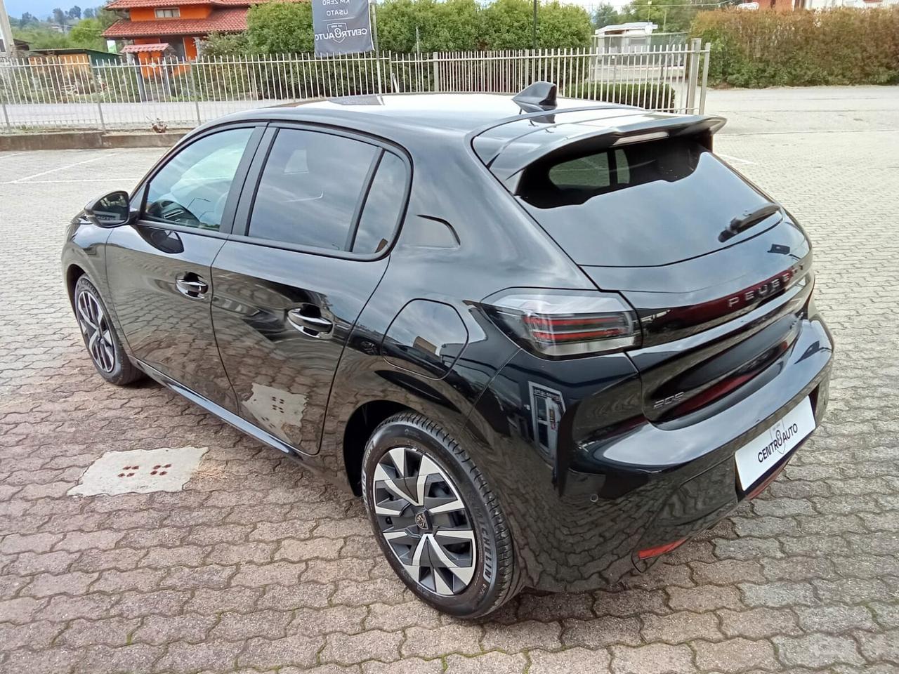 Peugeot 208 Hybrid 110 e-DCS6 Business