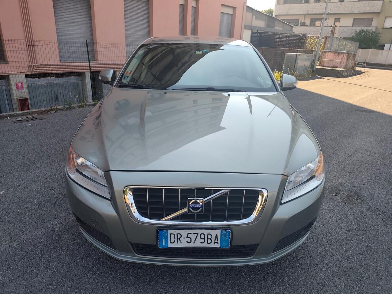 Volvo V70 2.4 D5 frizione volano nuove