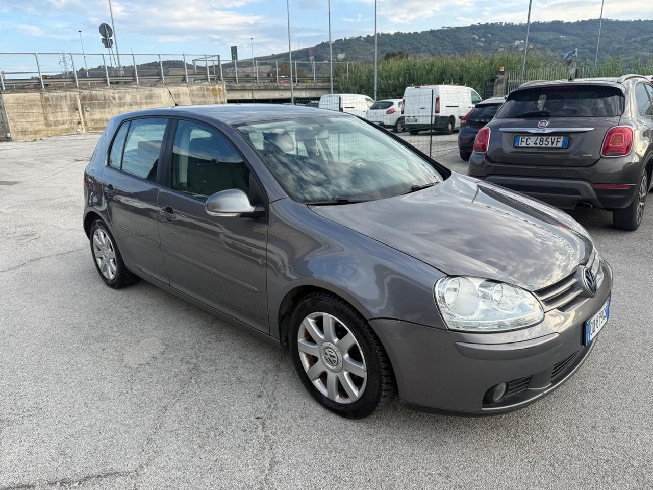 Volkswagen Golf 1.9 TDI 5p. Sportline
