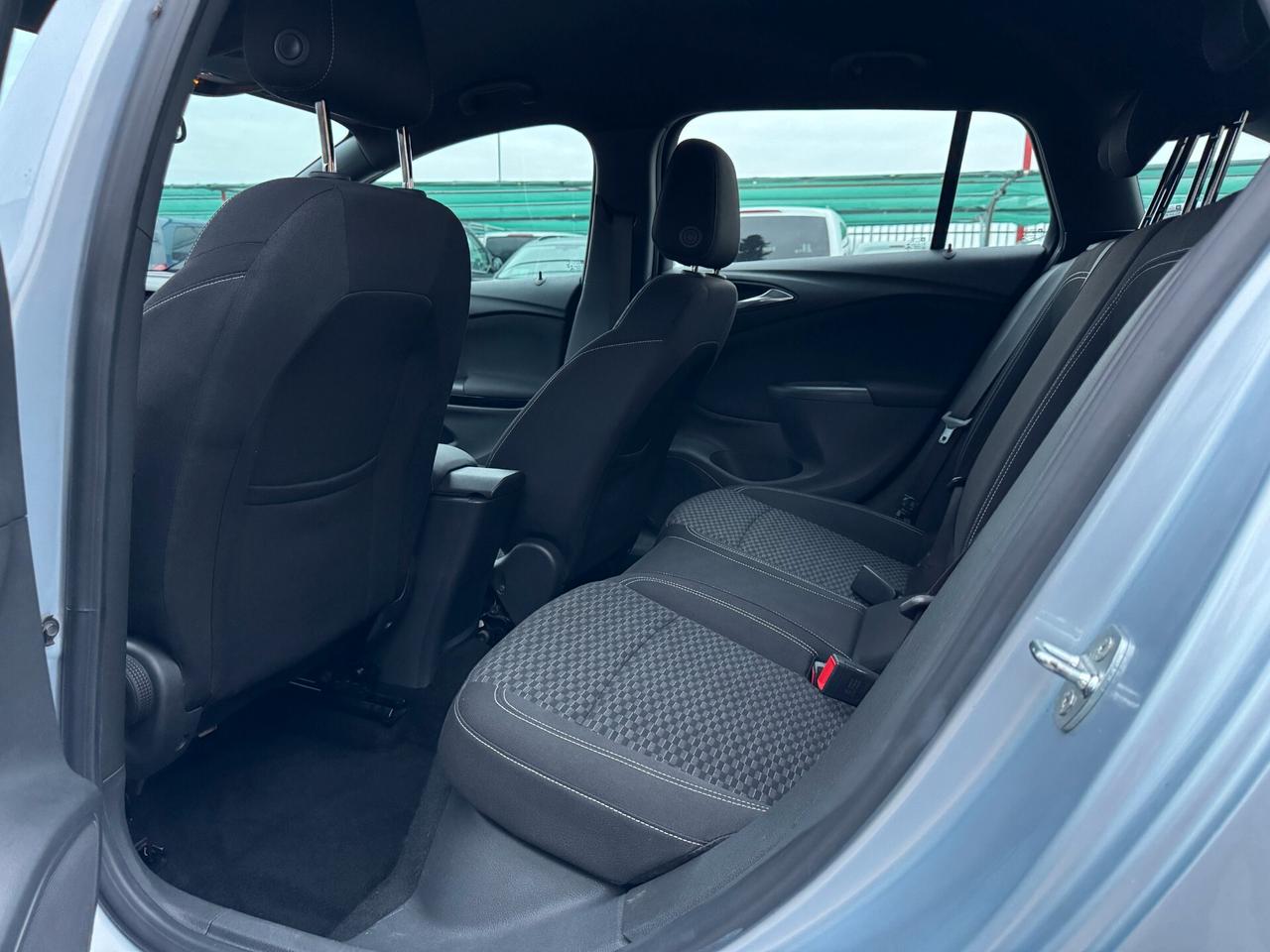 Opel Astra 1.5 Turbo Diesel 130 CV AT8 Edition