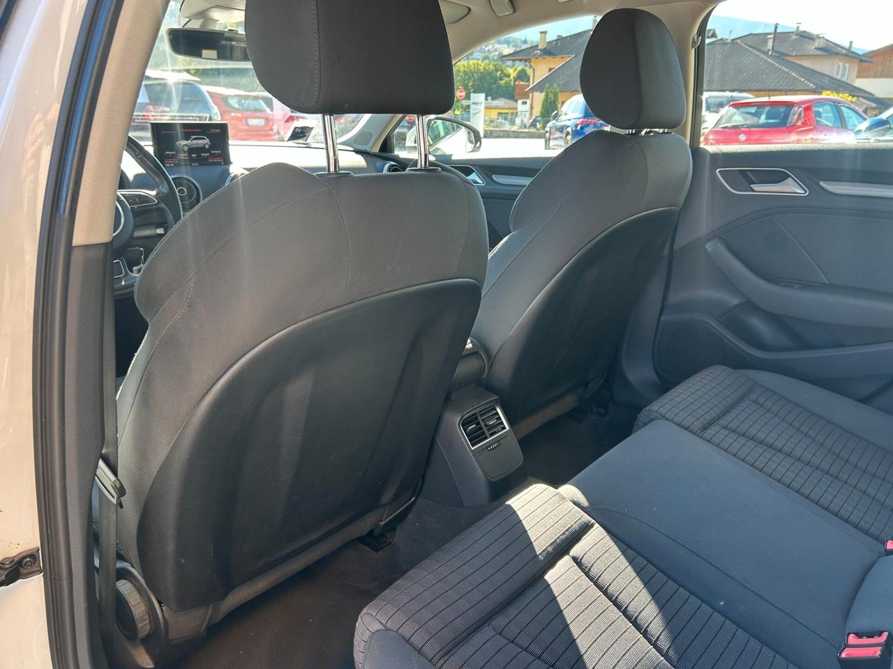 Audi A3 SPB 2.0 TDI 150 CV clean diesel S tronic Ambition