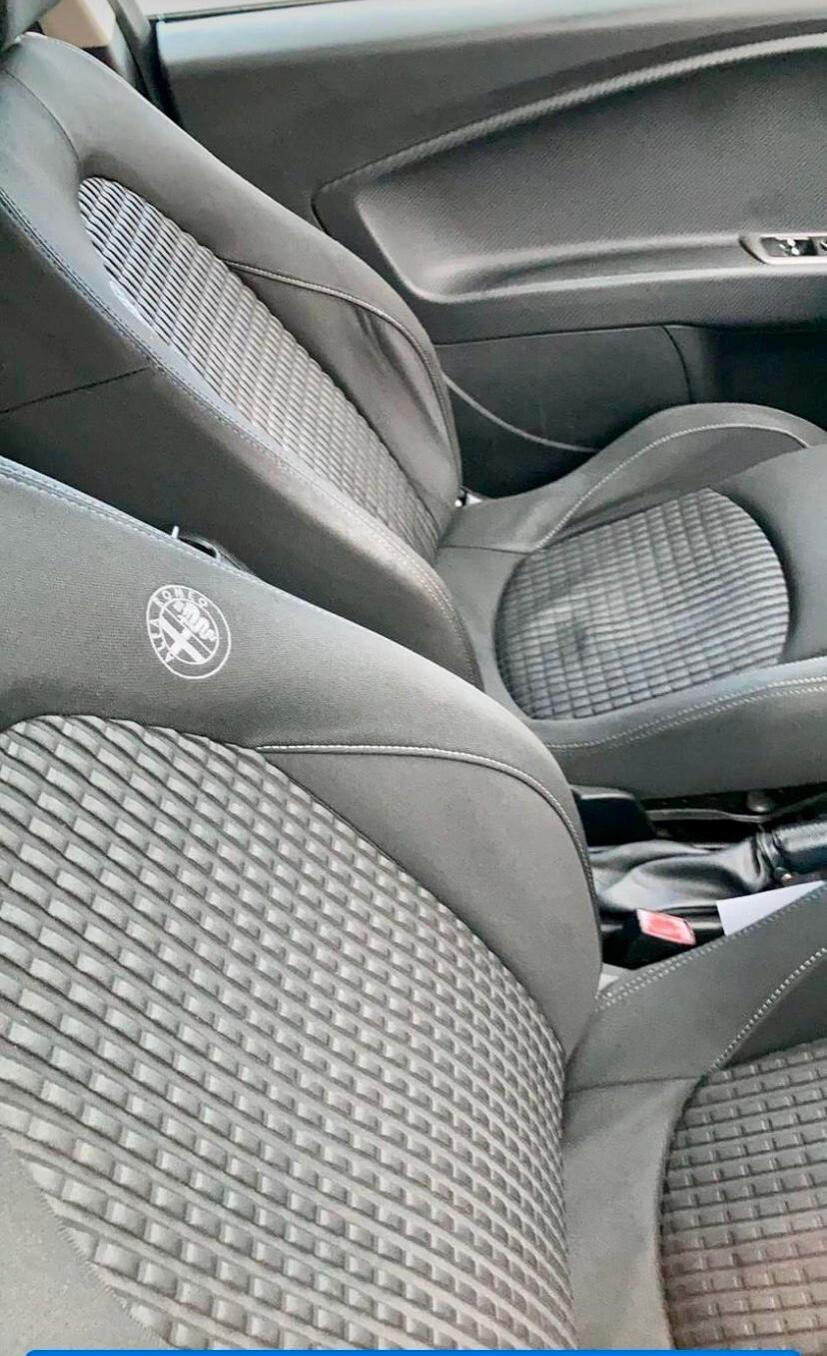 Alfa Romeo MiTo 1.3 JTDm 90 CV -DISTRIBUZIONE ESEGUITA-