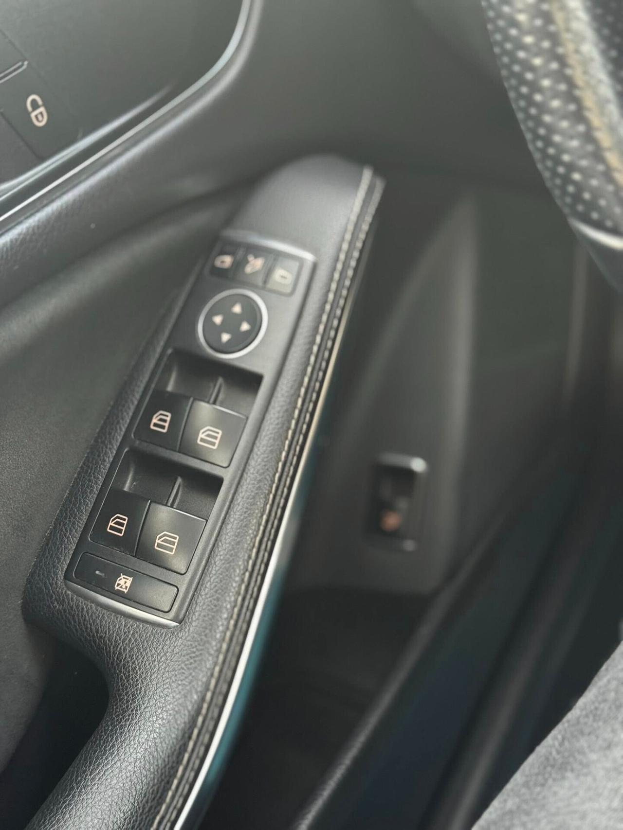Mercedes-benz CLA 200 d Automatic Premium