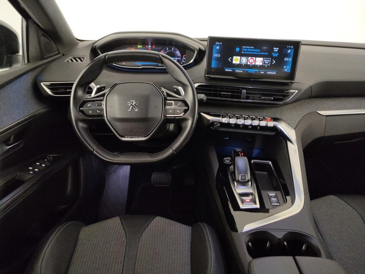 PEUGEOT 3008 1.5 bluehdi Allure Pack 130cv eat8