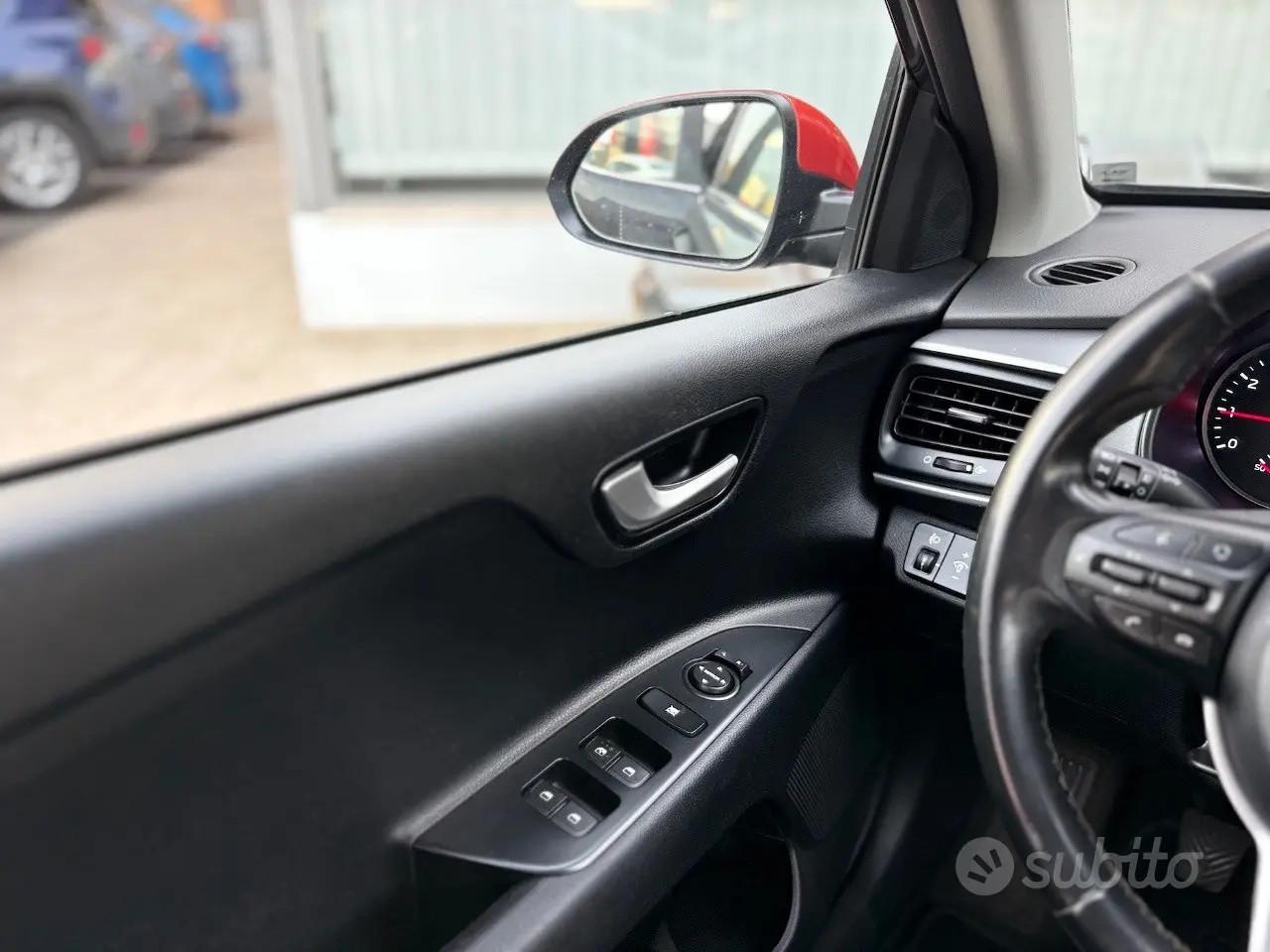 Kia Stonic 1.0 Benzina 120CV E6 - 2018