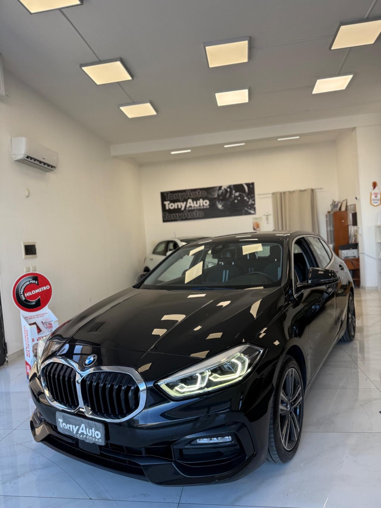 Bmw 118 d SPORT CON APPLE CARPLAY,VIRTUAL COCKPIT,NAVI,FULL LED,AZIENDALE BMW,KM CERTIFICATI