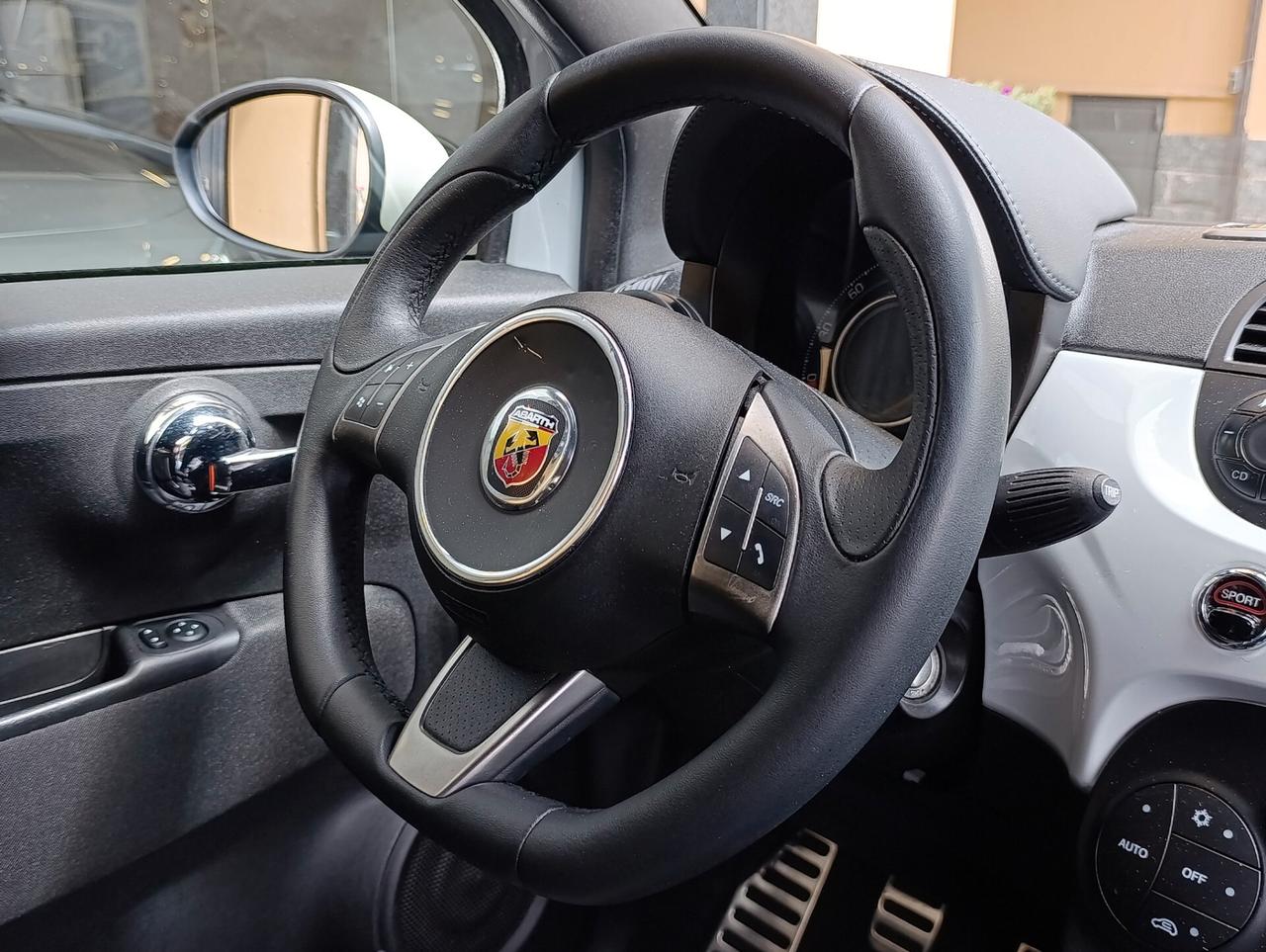 Abarth 500 C 1.4 Turbo T-Jet Bicolore Campovolo / Carrara