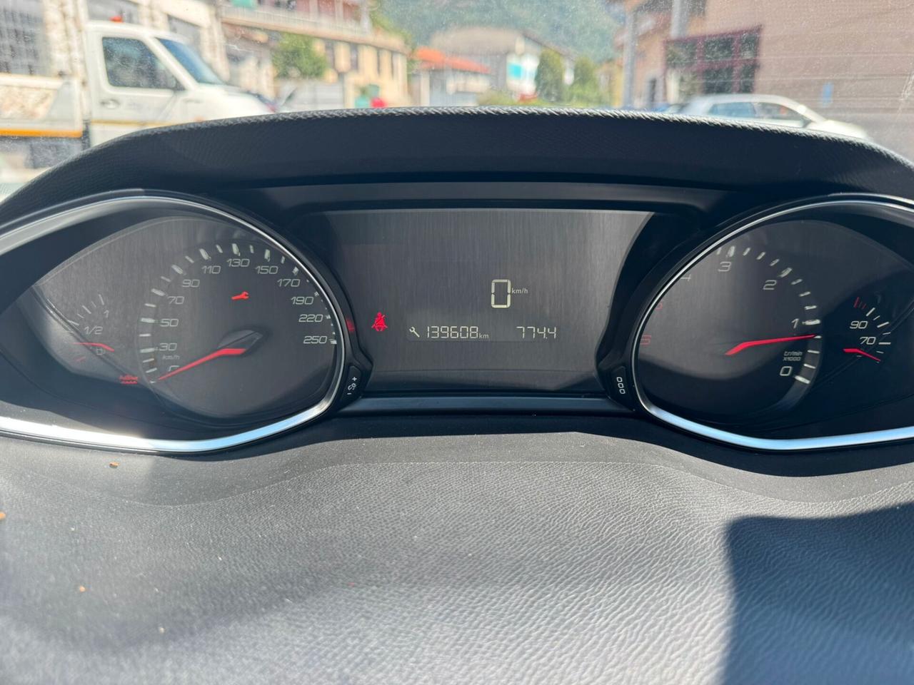 Peugeot 308 BlueHDi 120 S&S SW Active