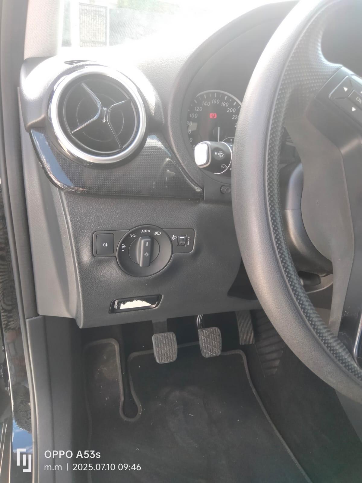 Mercedes-benz CLA 180 CLA 180 CDI Premium
