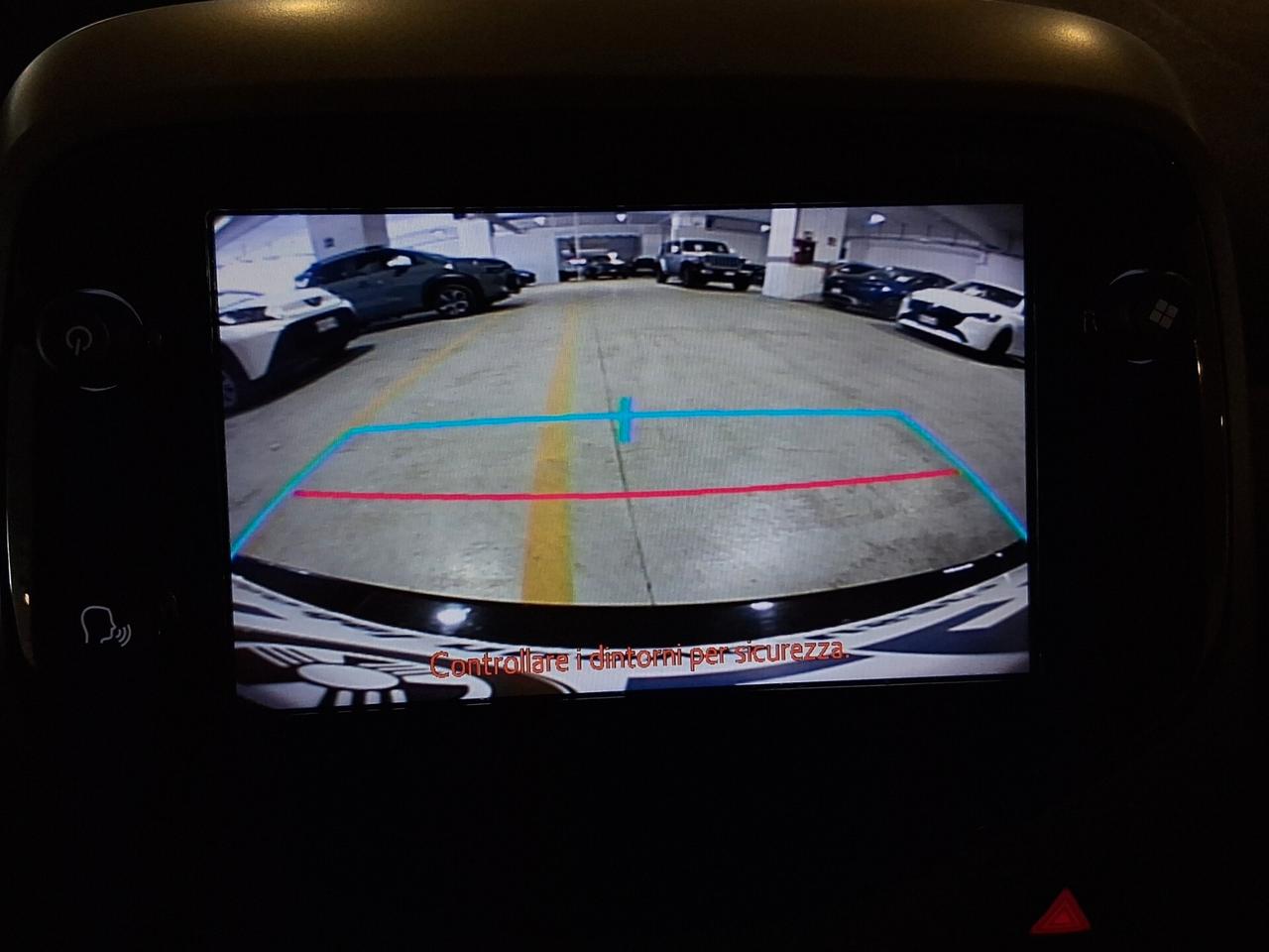 Toyota Aygo Connect 1.0 VVT-i 72 CV 5 porte x-play MMT