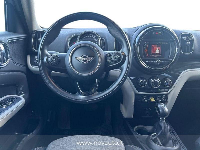 MINI Countryman Cooper S E ALL4 automatica