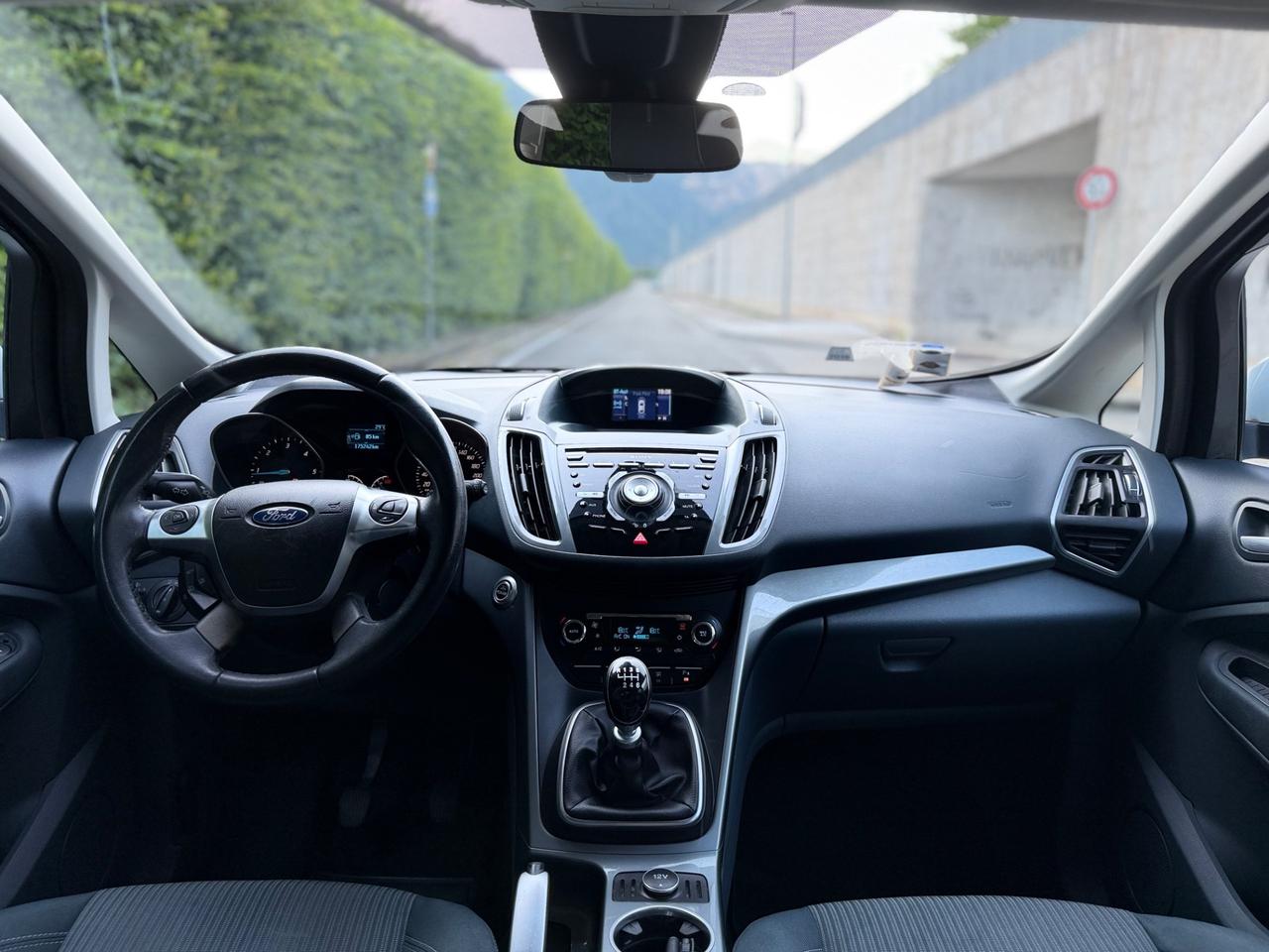 Ford C-Max 1.6 TDCi 115CV Titanium ok neopatentati