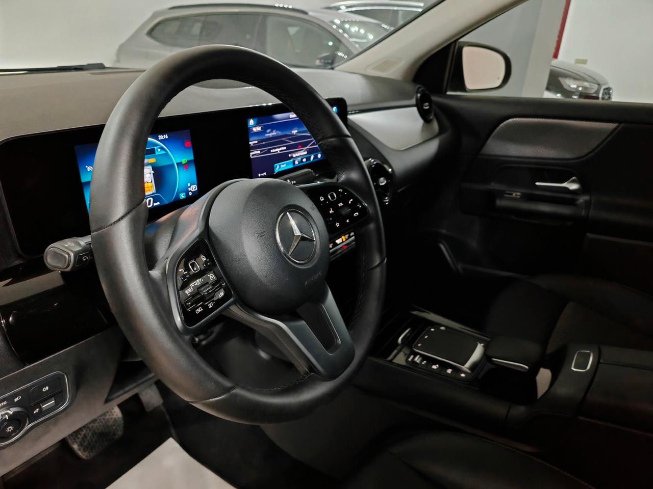 Mercedes-benz GLA 180d navig cam led 2022