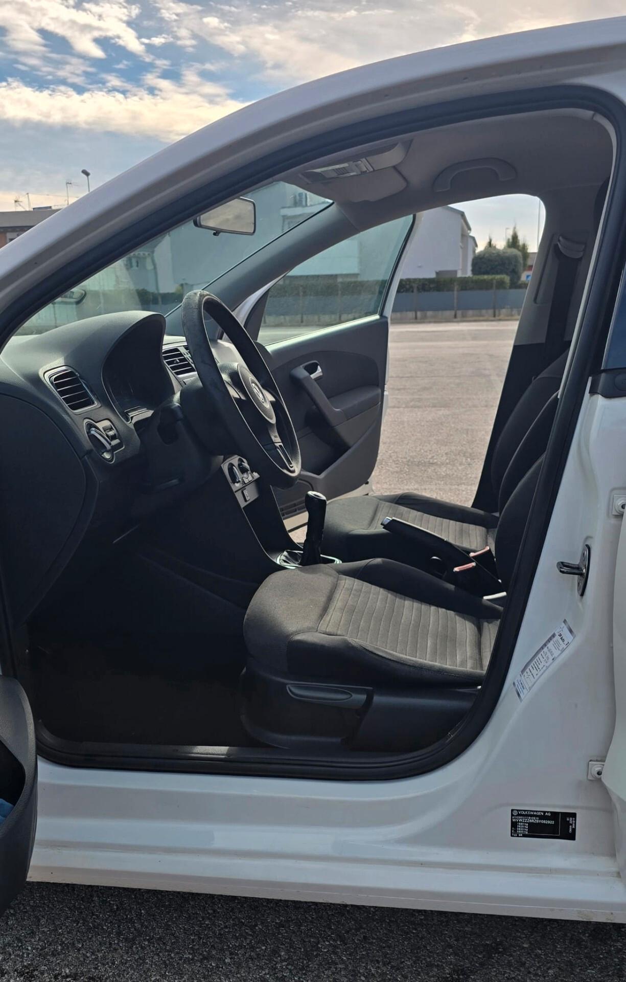 Volkswagen Polo 1.4 5 porte Highline BiFuel