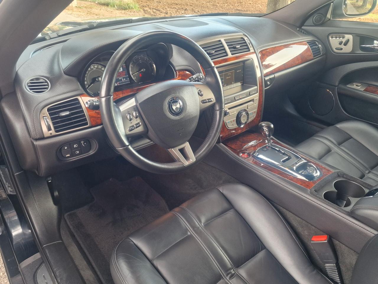 Jaguar XK 4.2 V8 Coupé - Solo 38.000 km !!!