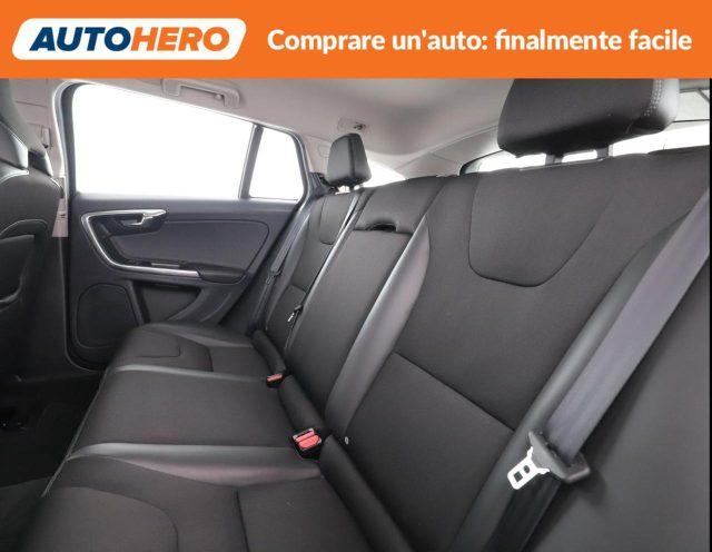 VOLVO V60 Cross Country D3