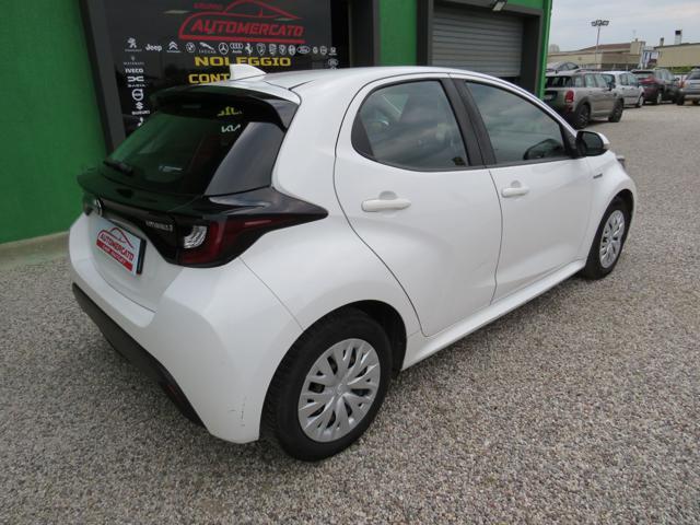 TOYOTA Yaris 1.5 Hybrid 5P AUTOMATICA
