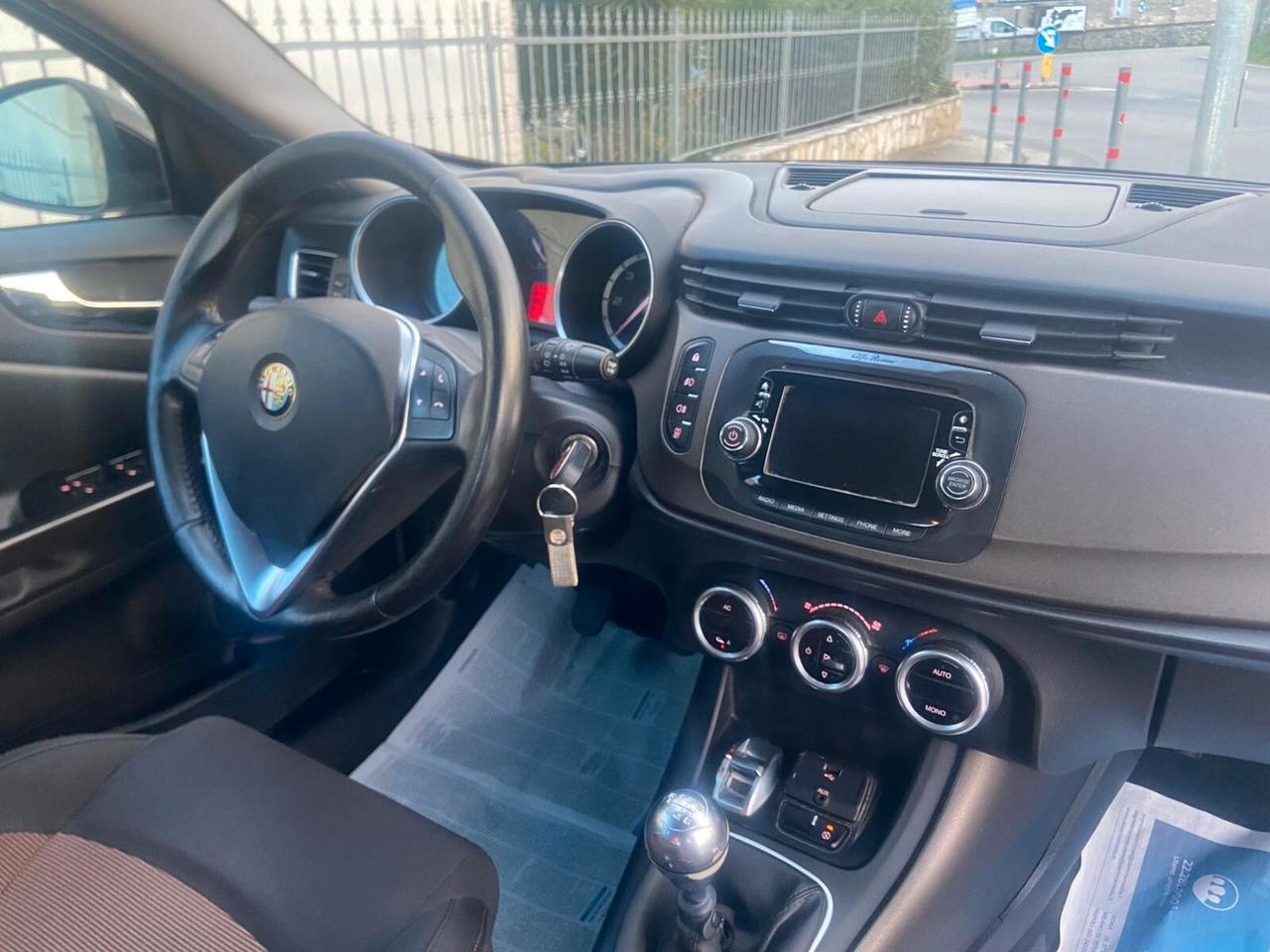 Alfa Romeo Giulietta 1.6 JTDm-2 105 CV Exclusive