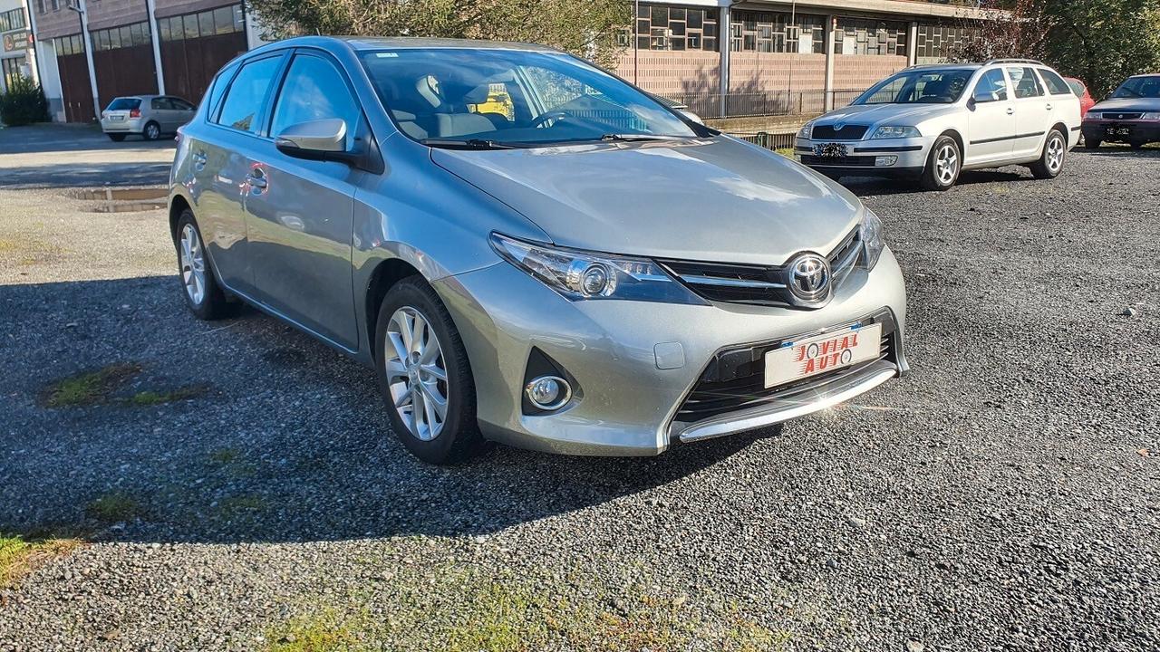 Toyota Auris 1.4 D-4D 5 porte NEOPATENTATI