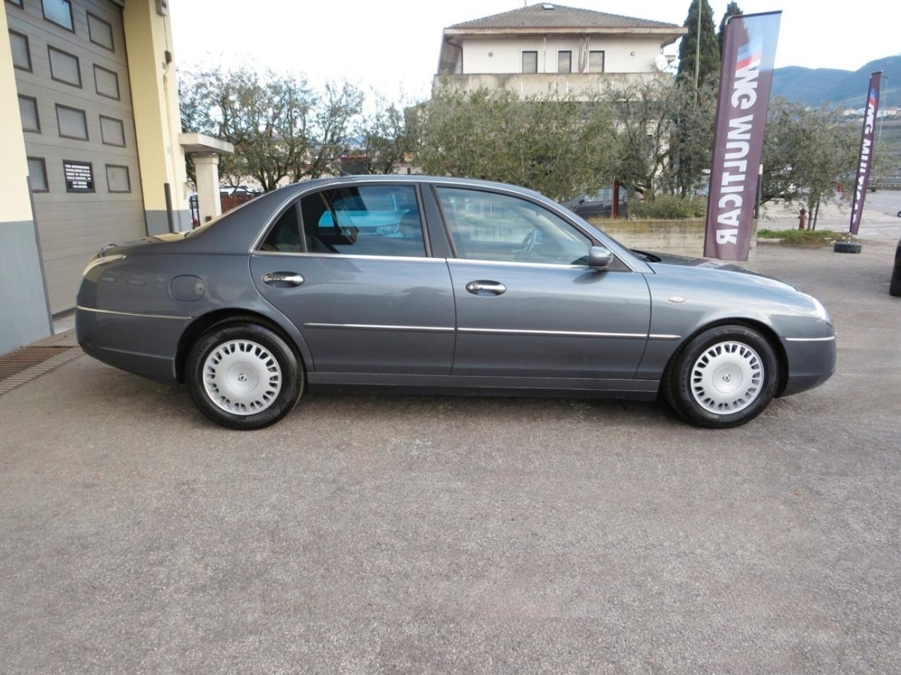 Lancia Thesis 3.0 V6 24V aut - 6 cilindri Busso - pelle beige