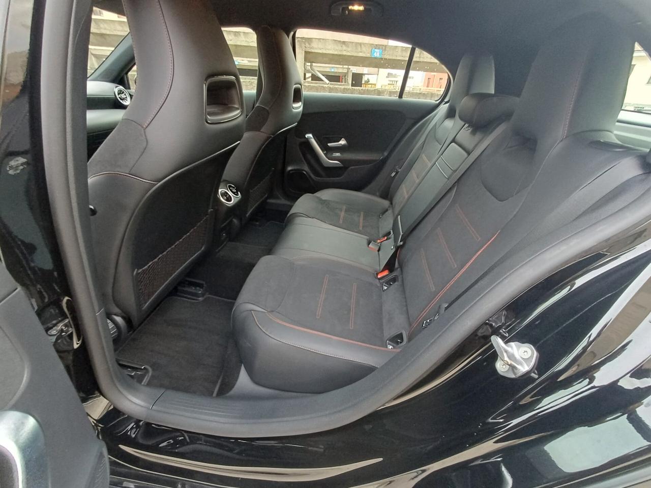 Mercedes-benz A 250 e hybrid EQ Premium