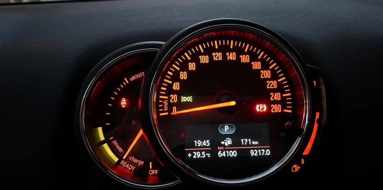 Mini Cooper Countryman 1.5 SE Hype ALL4 Automatica solo da Qualitycars Pescara