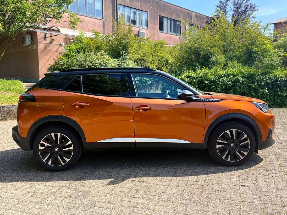 Peugeot 2008 1.5 bluehdi GT Line s&s 100cv