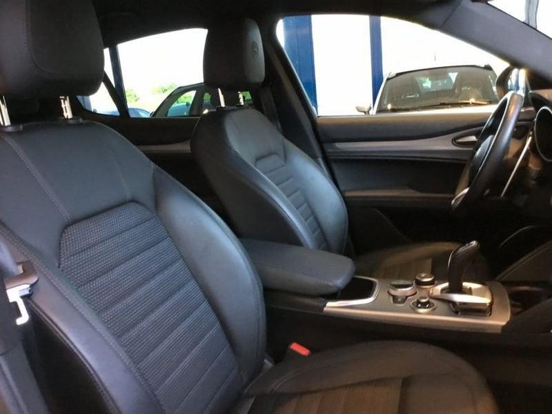 Alfa Romeo Stelvio 2.2 Turbodiesel 190 CV AT8 Q4 Sprint MY21