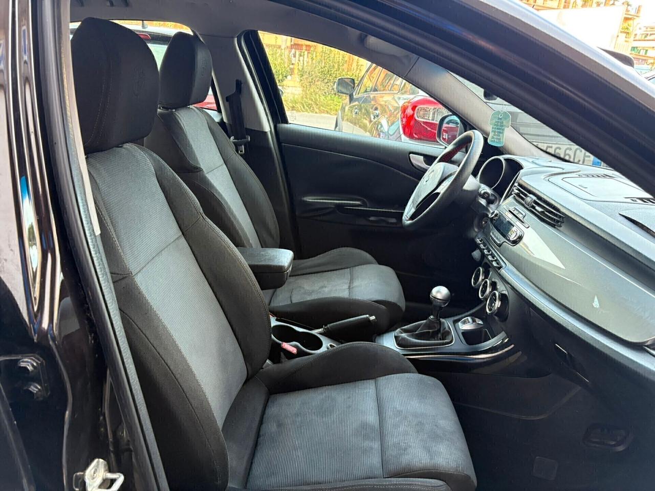 Alfa Romeo Giulietta 1.6 JTD-M 105 cv Distinctive