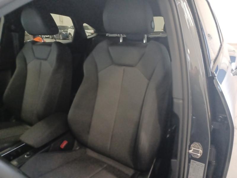 AUDI Q3 SPORTBACK 35 TDI S tronic Identity Black