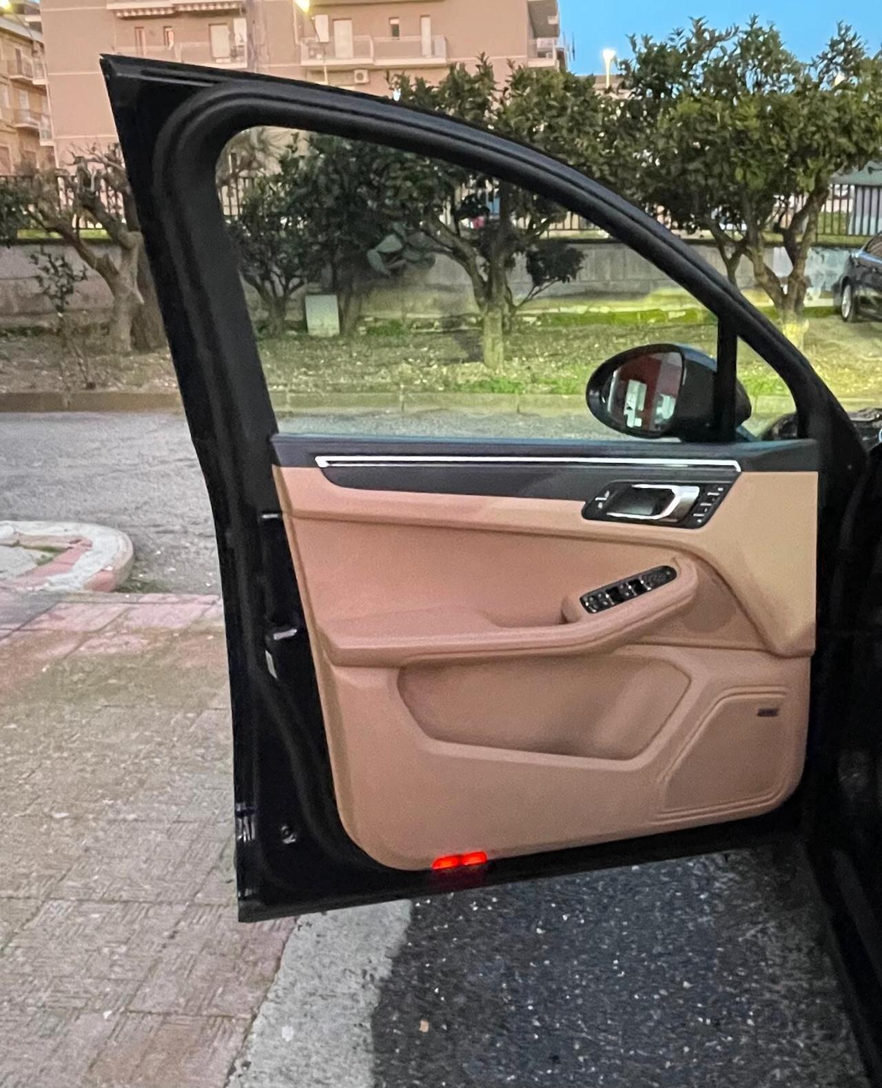 Porsche Macan 2.0 265CV 2022