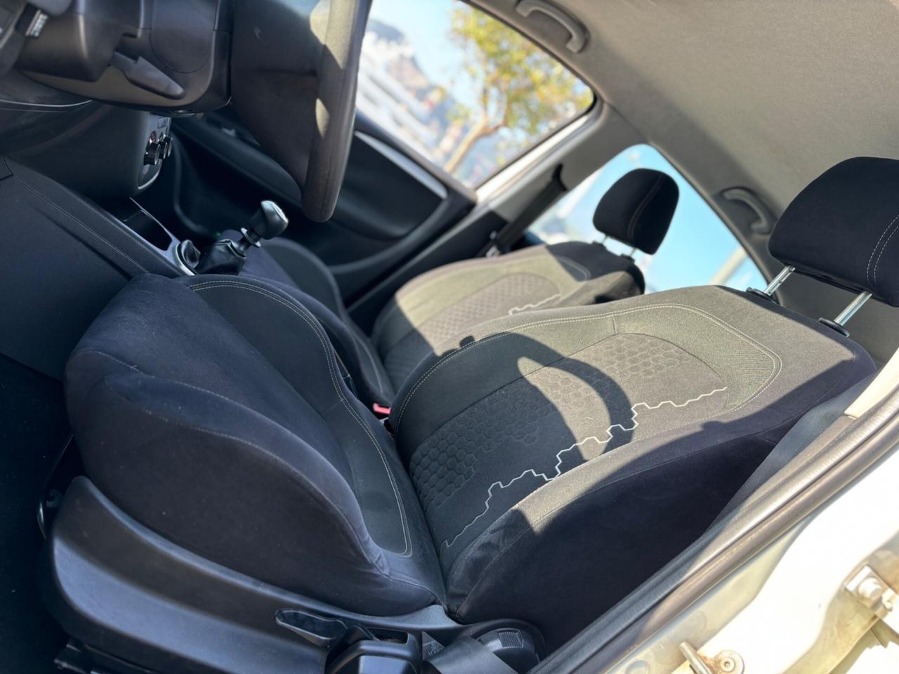 FIAT PUNTO 1.4 BENZINA GPL GARANZIA 12 MESI