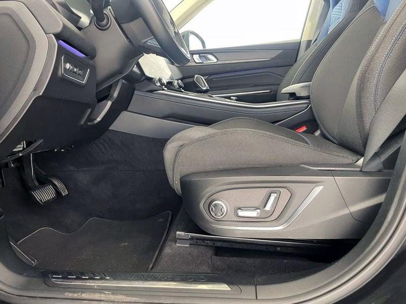 Lynk & Co 01 01 PHEV