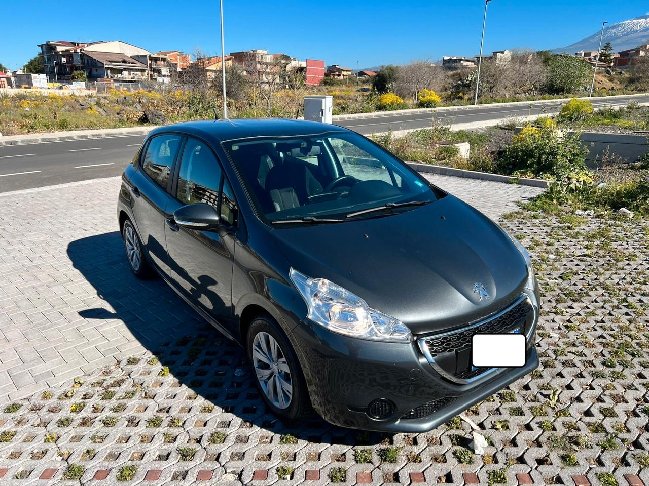 Peugeot 208 1.4HDI NEOPATENTATI CHIAMA 2013