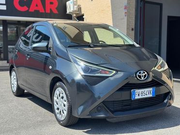 TOYOTA Aygo 1.0 VVT-i 72 CV 5 porte x-business NESSUN VINCOLO