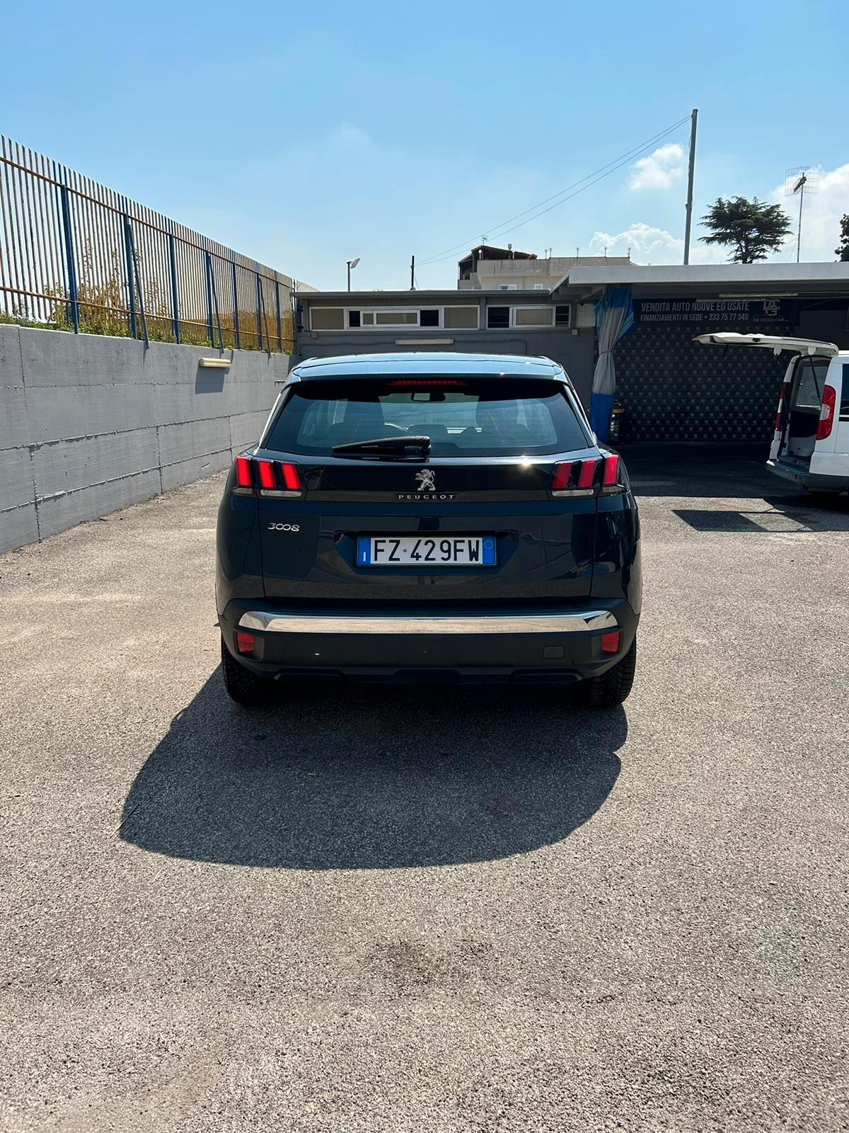 Peugeot 3008 BlueHDi 130 S&S Business