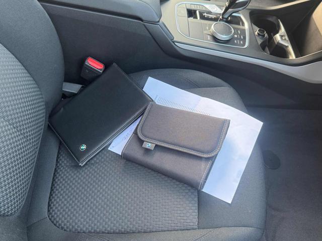 BMW 116 i 5p. Msport