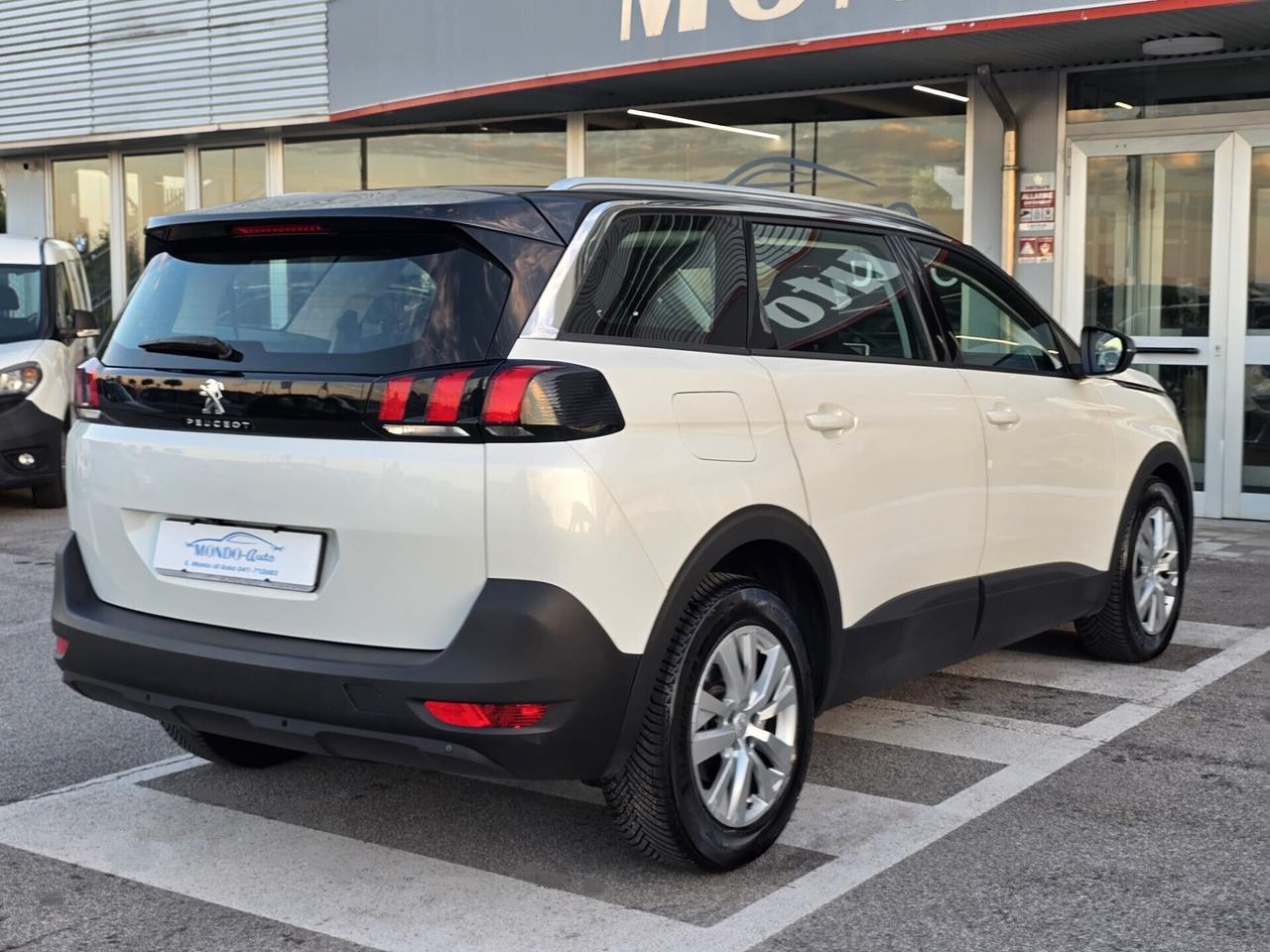 Peugeot 5008 BlueHDi 130 S&S Business NEOPATENTATI