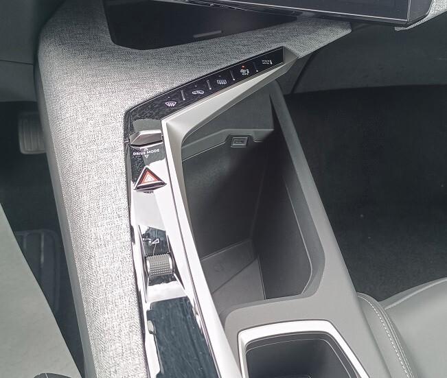 Peugeot 3008 Hybrid 145 e-DCS6 Allure