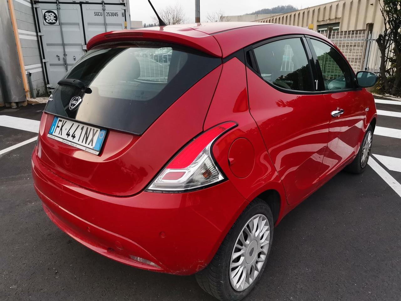 Lancia Ypsilon 1.2 69 CV 5 porte Unyca